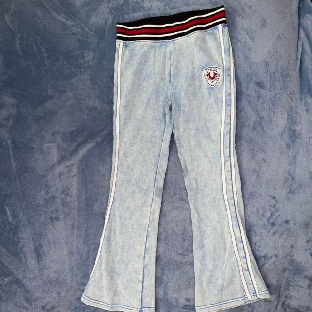 True Religion blue denim flare jeans with white‎ stripes and red Size M